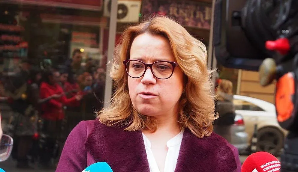 Златева: Въвеждаме евростандарт за избор на лидер