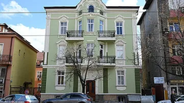 Споделени офиси в къщата на Каназиреви