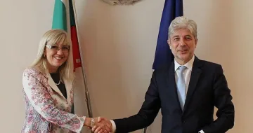 Разследват двама министри за водата на Перник