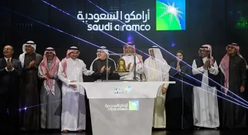 Сауди Арамко удари в земята Епъл и Майкрософт