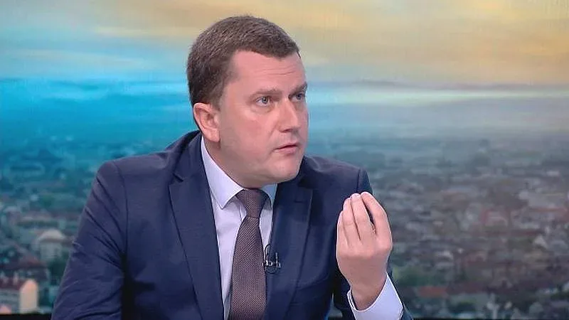 Отлагат по-строгия режим на водата в Перник