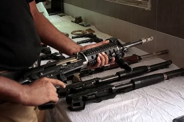 По света се продава оръжие на поразия