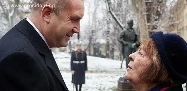 Радев почете Никола Вапцаров