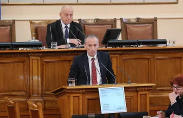 Вкарват 5 млрд. лв. в образование през 2020 г.
