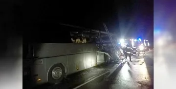 Автобус се запали край Бургас, няма пострадали