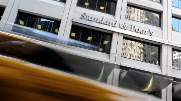 S&P повиши кредитния рейтинг на България