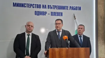 Преподреждане! Даниел Митов прочете присъдата на шефовете в МВР