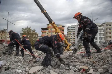 Пак силен трус в Албания