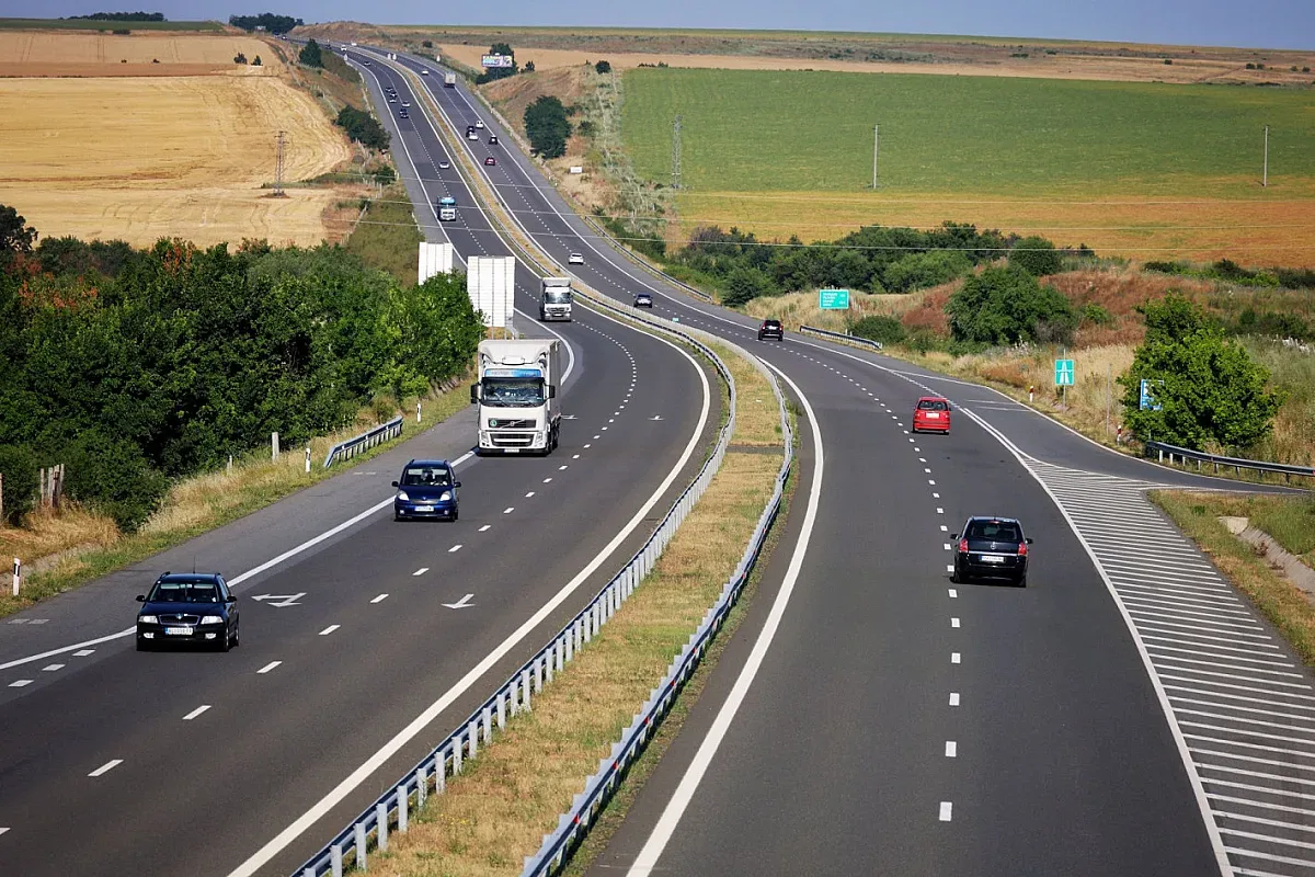 Горещо от АПИ! Промени в движението по пътищата през празниците