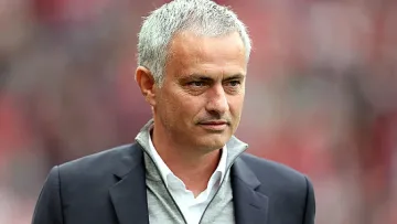 Моуриньо се завърна с победа