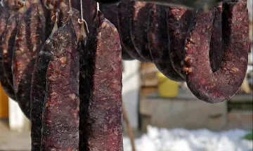 100 кг. замърсен с листерия суджук на пазара