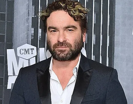 Джони Галеки с нов проект