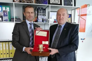 Касабов се срещна с Александър Чеферин