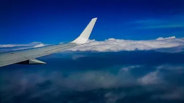 Самолет се запали в небето