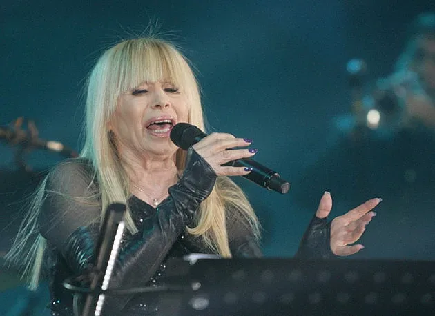 700 лева пожизнена награда за Лили Иванова