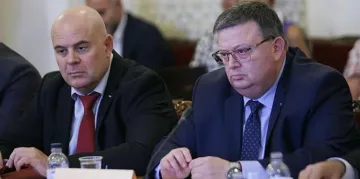 Цацаров и Гешев  в Перник за среща с кмета