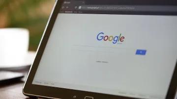 Край на политическата реклама в Google