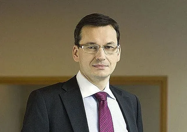 Моравецки отново е  премиер на Полша