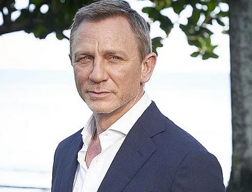 Даниел Крейг режисира 007?