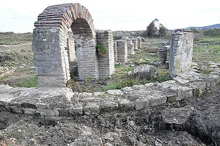 Иманяри окрали златото на Рациария