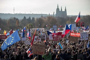 Стотици хиляди чехи с ултиматум към премиера Бабиш