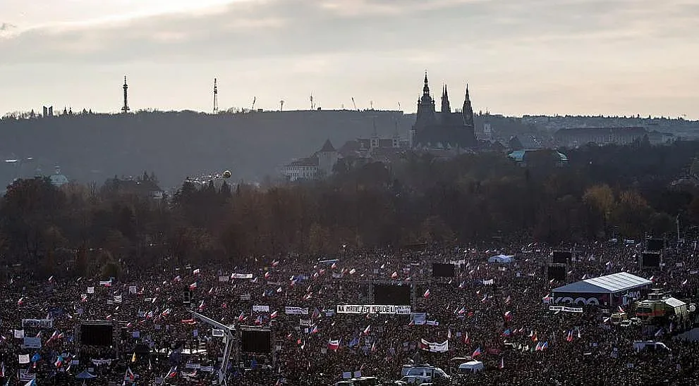 200 хиляди на протест  в Прага срещу Бабиш