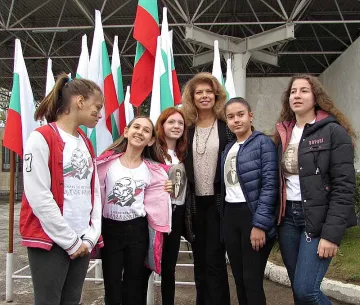 Йотова откри паметник на Капитан Петко войвода