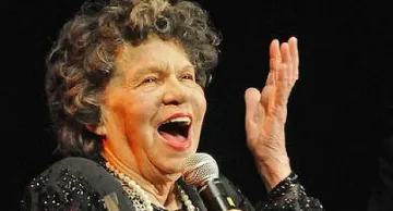 Муки: Молете се за Стоянка Мутафова