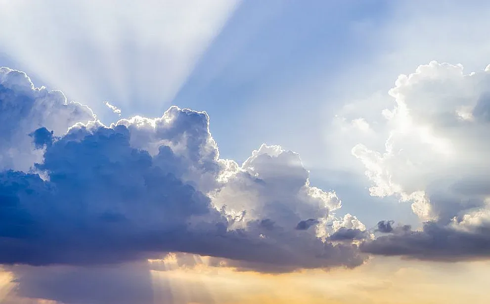 Облачна събота, но с топъл вятър