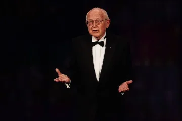 Почина легендарен продуцент с два Оскара