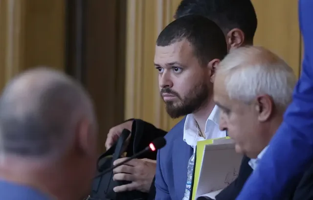 СОС изслушва шефа на Топлофикация при закрити врати