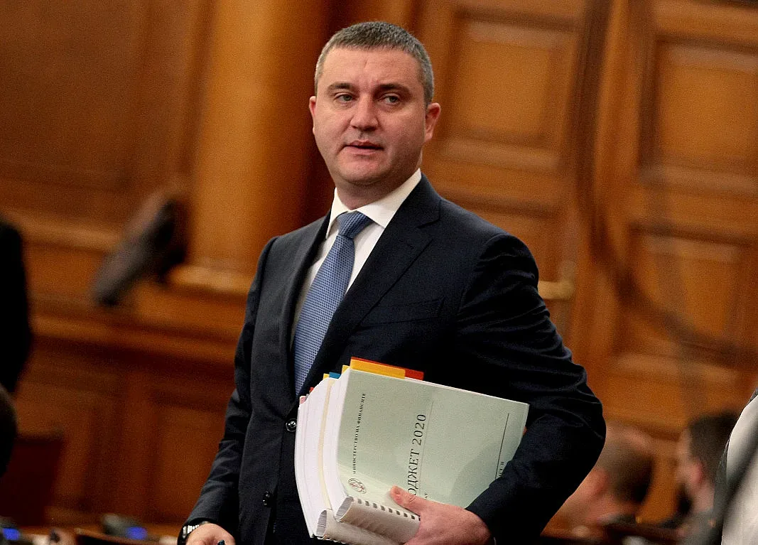 Приеха Бюджет 2020 без "Въздържал се"