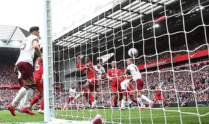 Ливърпул може да празнува титлата на Великден