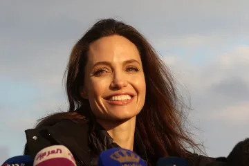 Джоли: Тялото ми преживя много