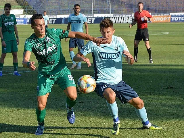 Дунав продължава в първенството, засега