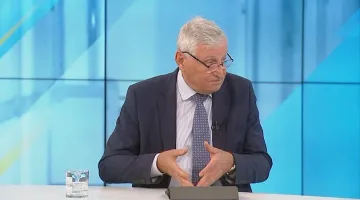 Медиците у нас изнемогват от стрес