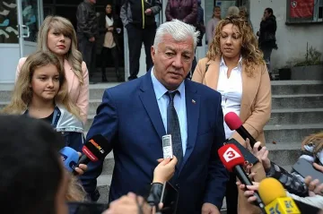 Зико: Първо се захващам с трафика на града