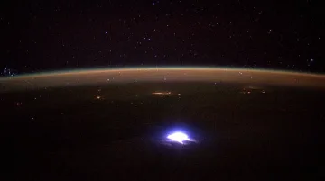 Вижте най-дългата мълния в света