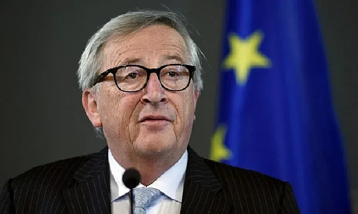 Юнкер пак влиза в болница