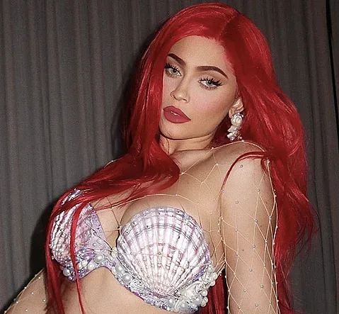 Кайли Дженър е Малката русалка