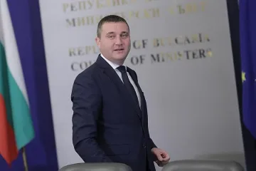 Очакват 3,3% ръст и 1500 лв средна заплата за 2020