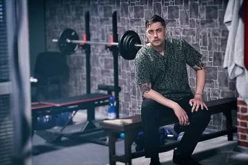 Карамазов и Милошев син пак в дует