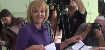 Манолова: Гласувах за промяната