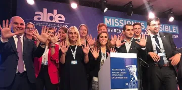 Кючюк пак е вицепрезидент на европейските либерали