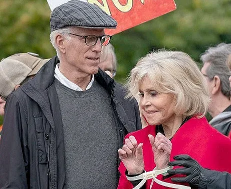 Пак арестуваха Джейн Фонда