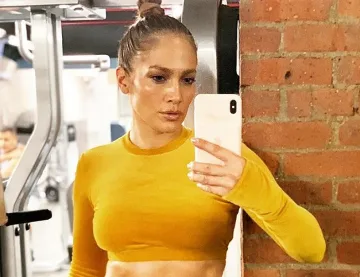 Ето го режимът на Дженифър Лопес