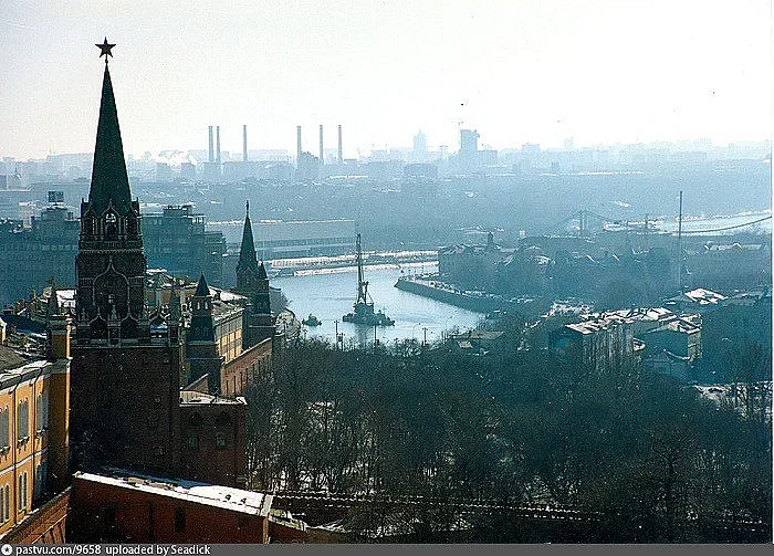 В Москва си дават и балконите под наем
