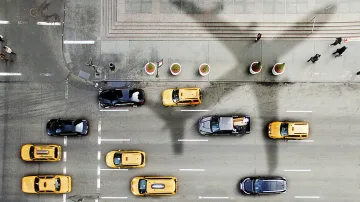 Самолет се разби на улица в Бразилия