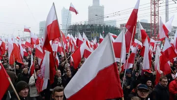 Мощен протест подгрява изборите в Полша