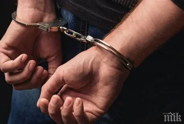 Разследват двама афганистанци за изнасилване